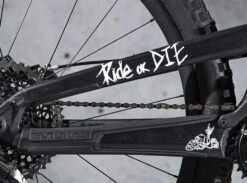 Dyedbro Kit De Protection De Cadre Ride Or Die -Vélo Pièces Magasin DYEDBRO Ride or Die Rahmenschutz Kit DBF11187 2