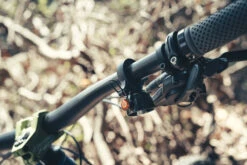 Cricket - Sonnette De Vélo Double Mode -Vélo Pièces Magasin Granite Cricket Dual Mode Fahrradklingel GBL01 01 4