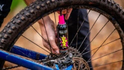 Muc-Off B.A.M ! Mousse De Latex Anti-crevaison 125ml -Vélo Pièces Magasin Muc Off B A M 20032 3